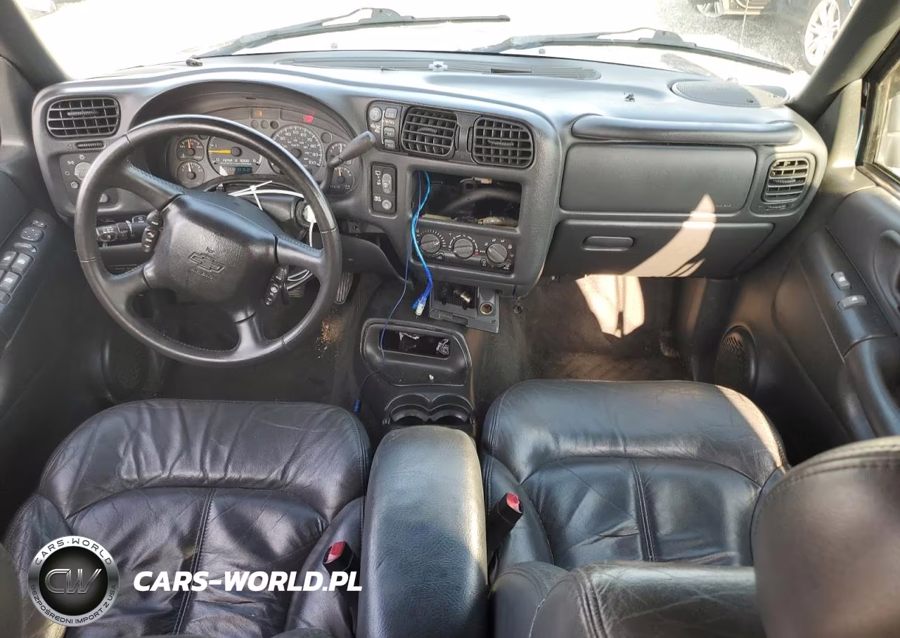 2000 Chevrolet Blazer VIN:1GNDT13W8Y2334220 - 8