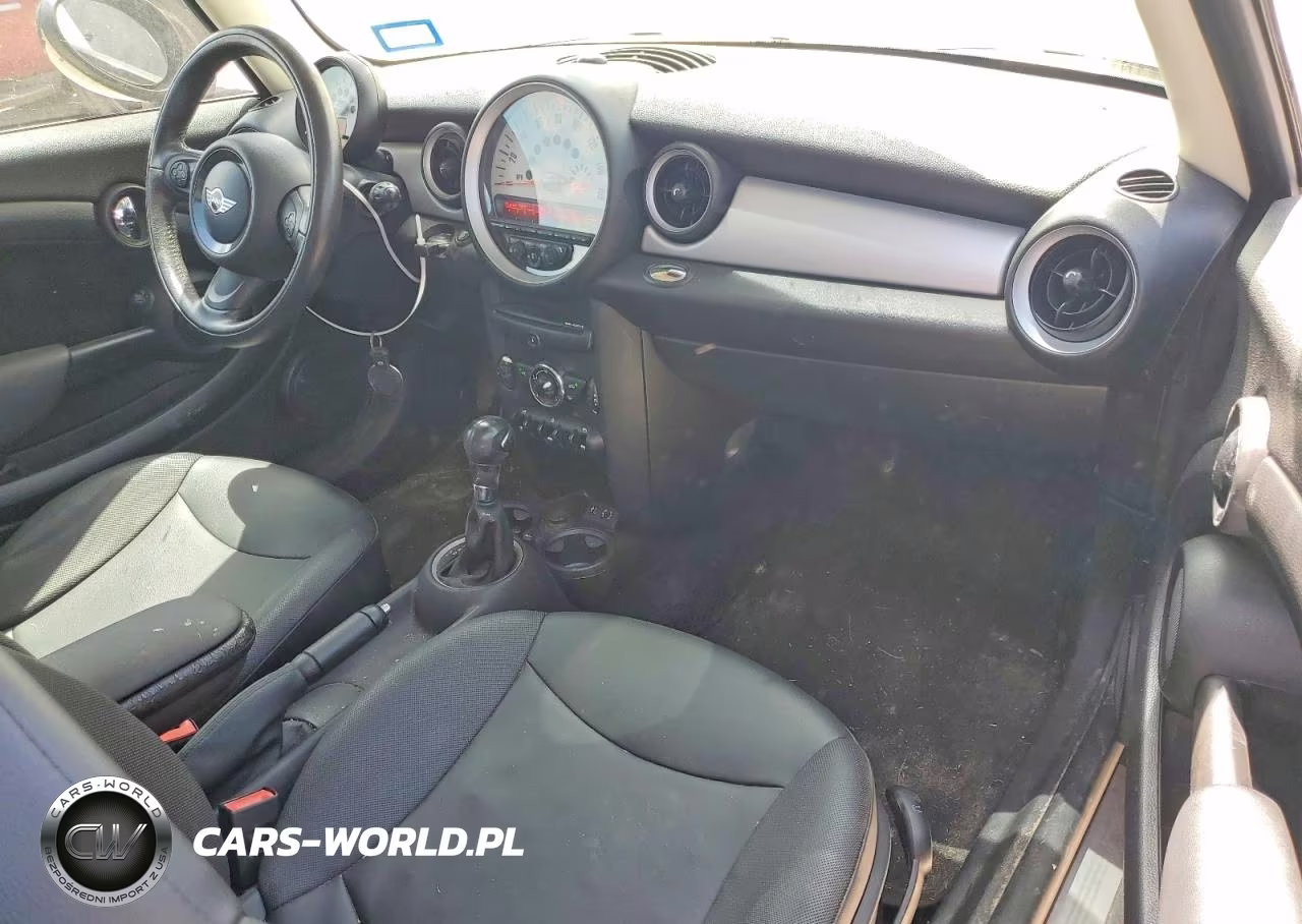 2013 Mini Cooper VIN:WMWSU3C5XDT685048 - 11