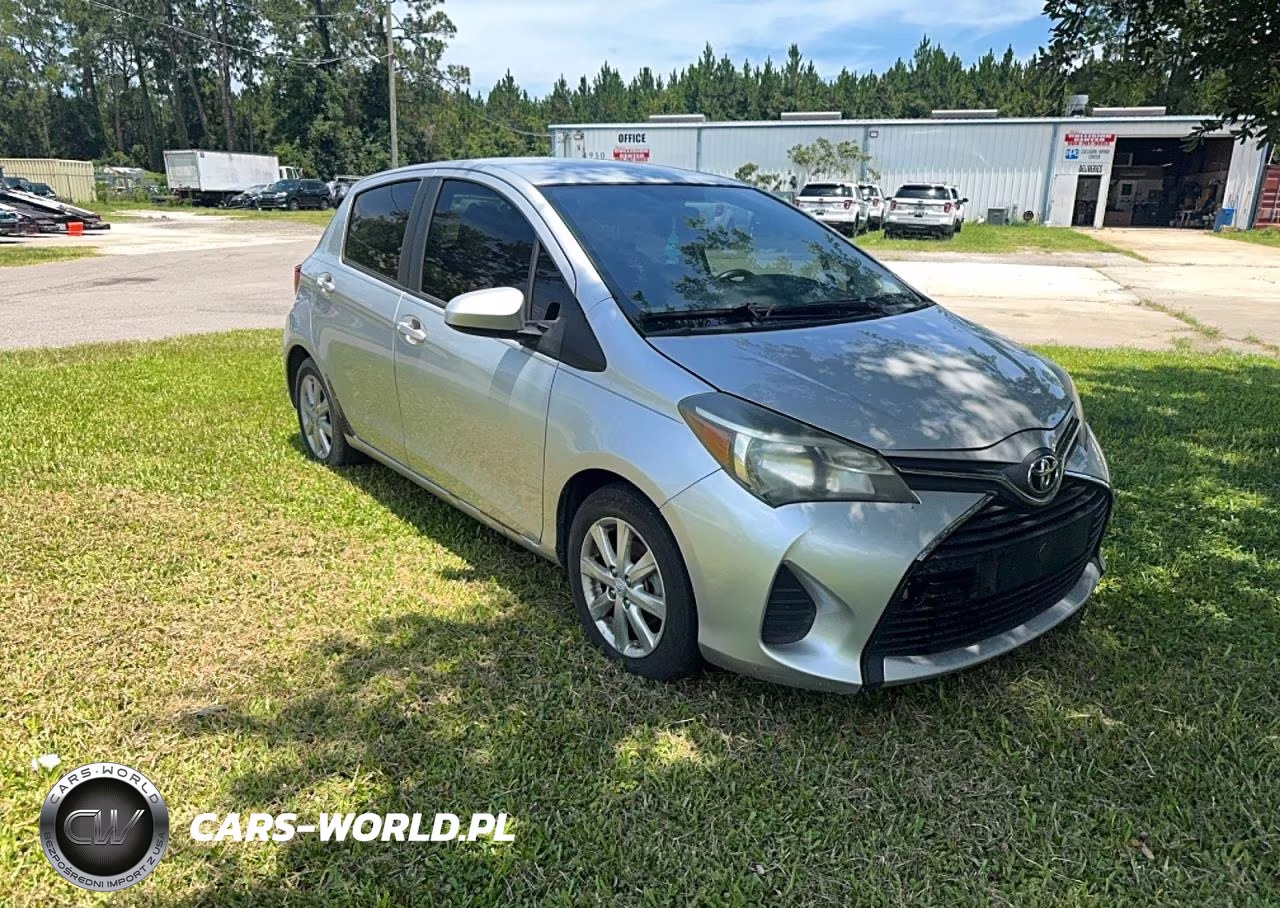 2016 Toyota Yaris 5-Door Le – zdjęcie 1 z 13
