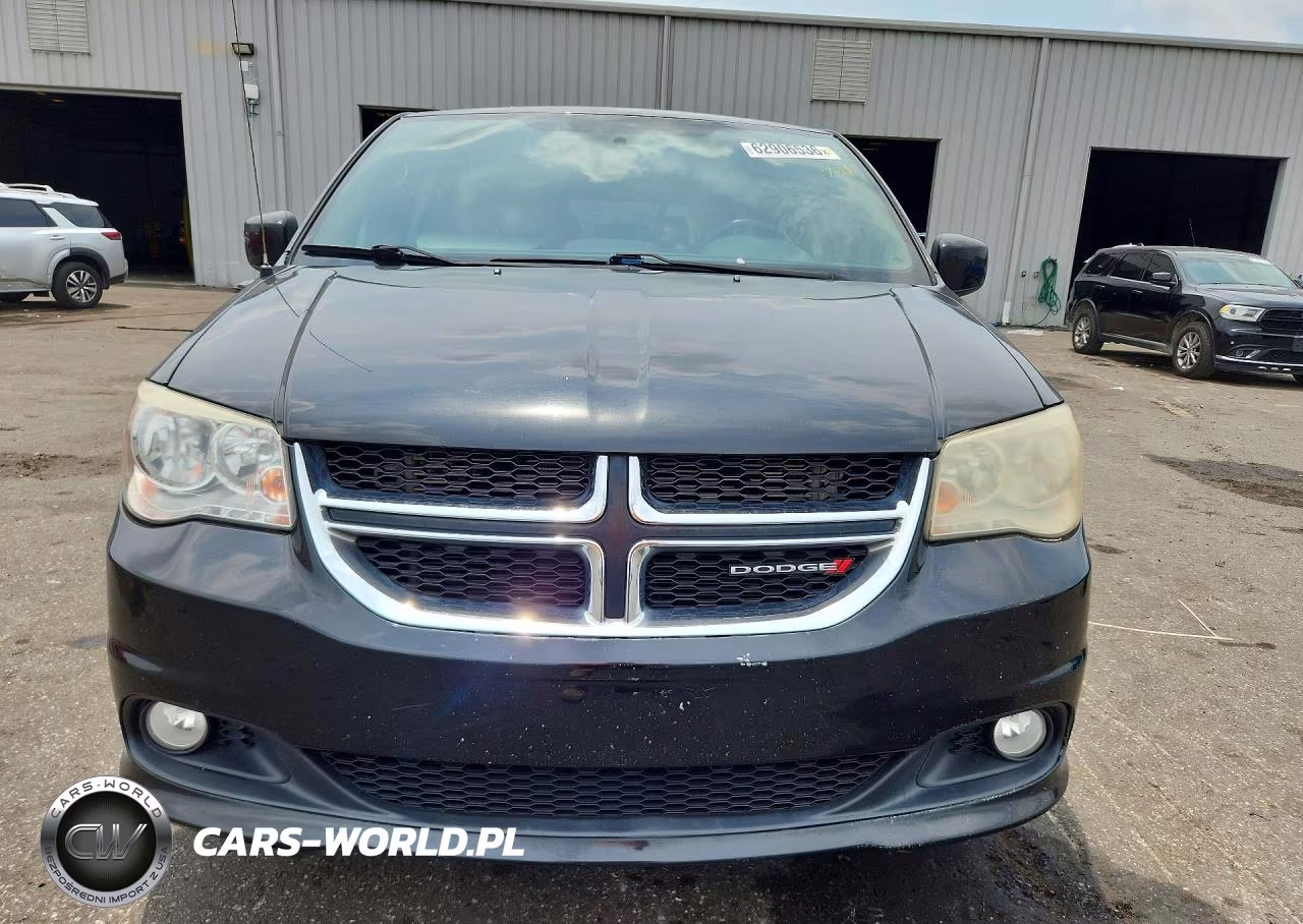 2017 Dodge Grand Caravan Sxt VIN:2C4RDGCG9HR786704 - 5