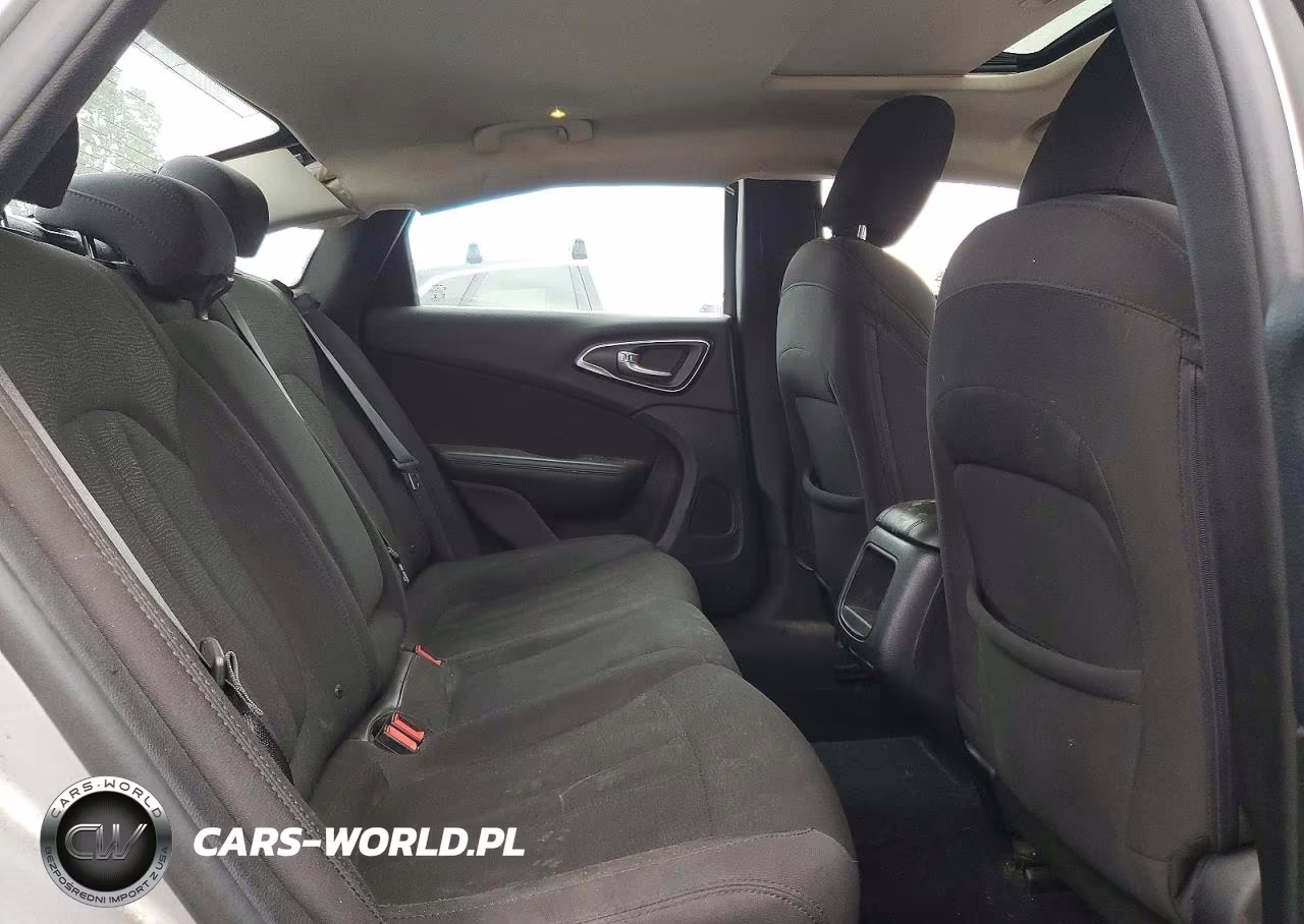 2015 Chrysler 200 Limited VIN:1C3CCCAB7FN728291 - 10