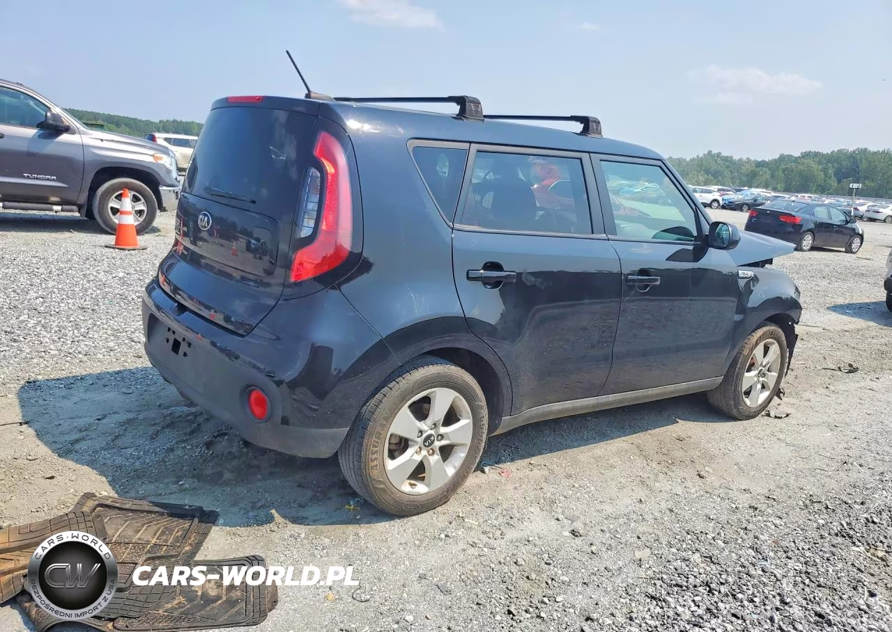 2018 Kia Soul Base VIN:KNDJN2A21J7620060 - 3