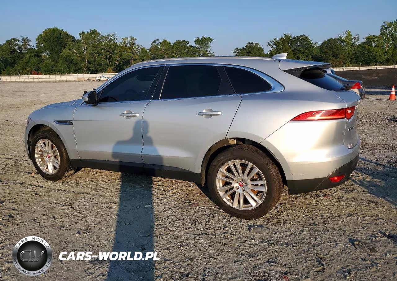 2018 Jaguar F-Pace Prestige VIN:SADCK2FN8JA255260 - 2