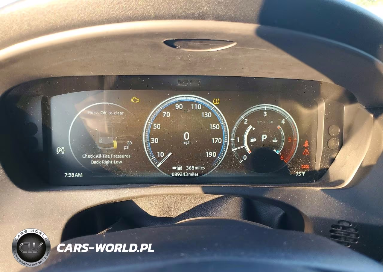 2018 Jaguar F-Pace Prestige VIN:SADCK2FN8JA255260 - 9