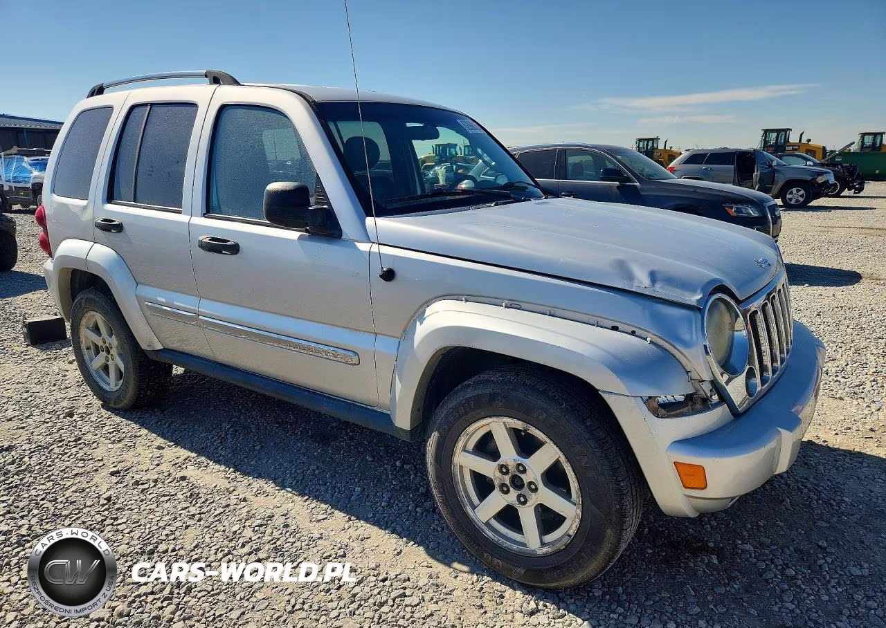 2005 Jeep Liberty Limited VIN:1J4GL58KX5W695465 - 4