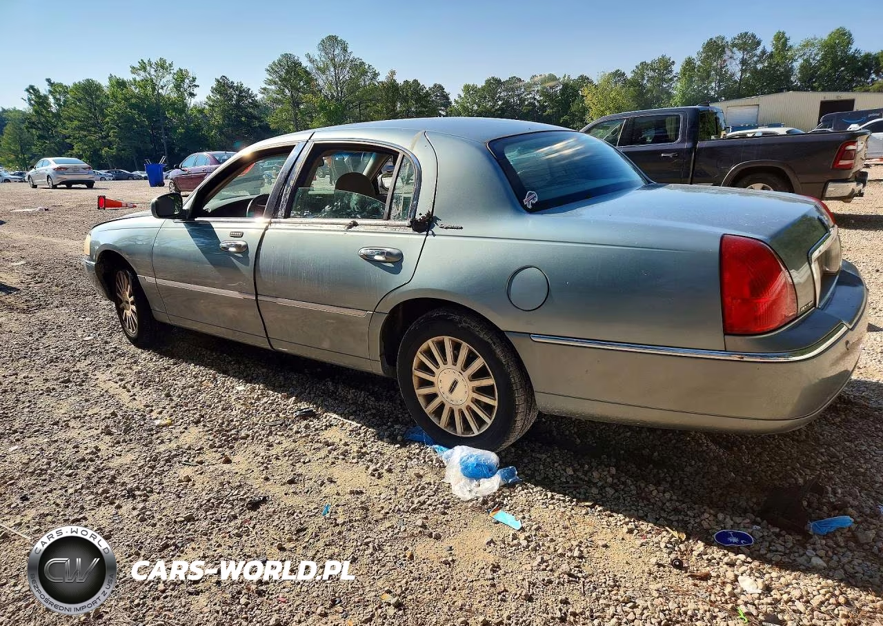 2004 Lincoln Town Car Executive VIN:1LNHM81W24Y649391 - 2