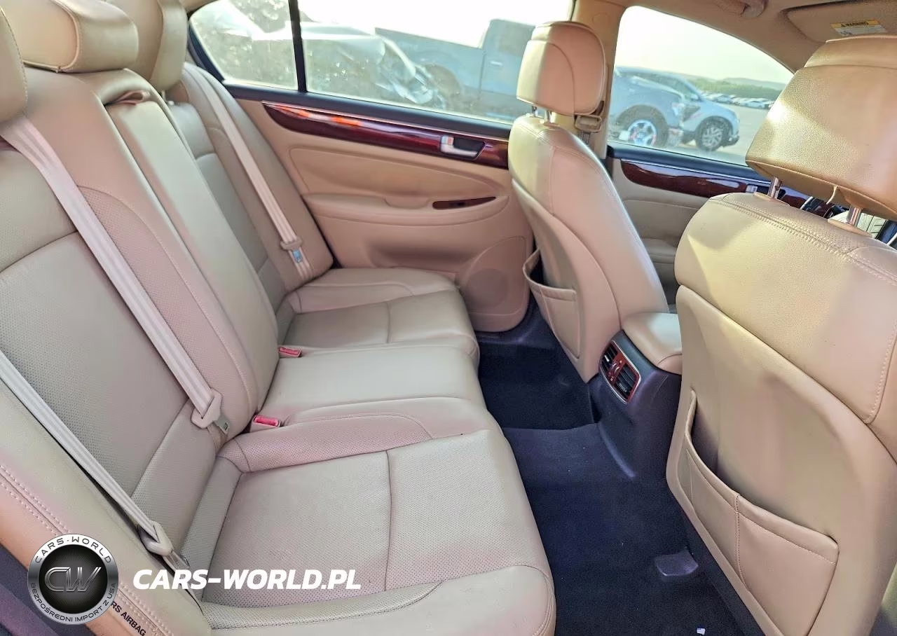 2013 Hyundai Genesis 3.8L VIN:KMHGC4DD0DU223370 - 10