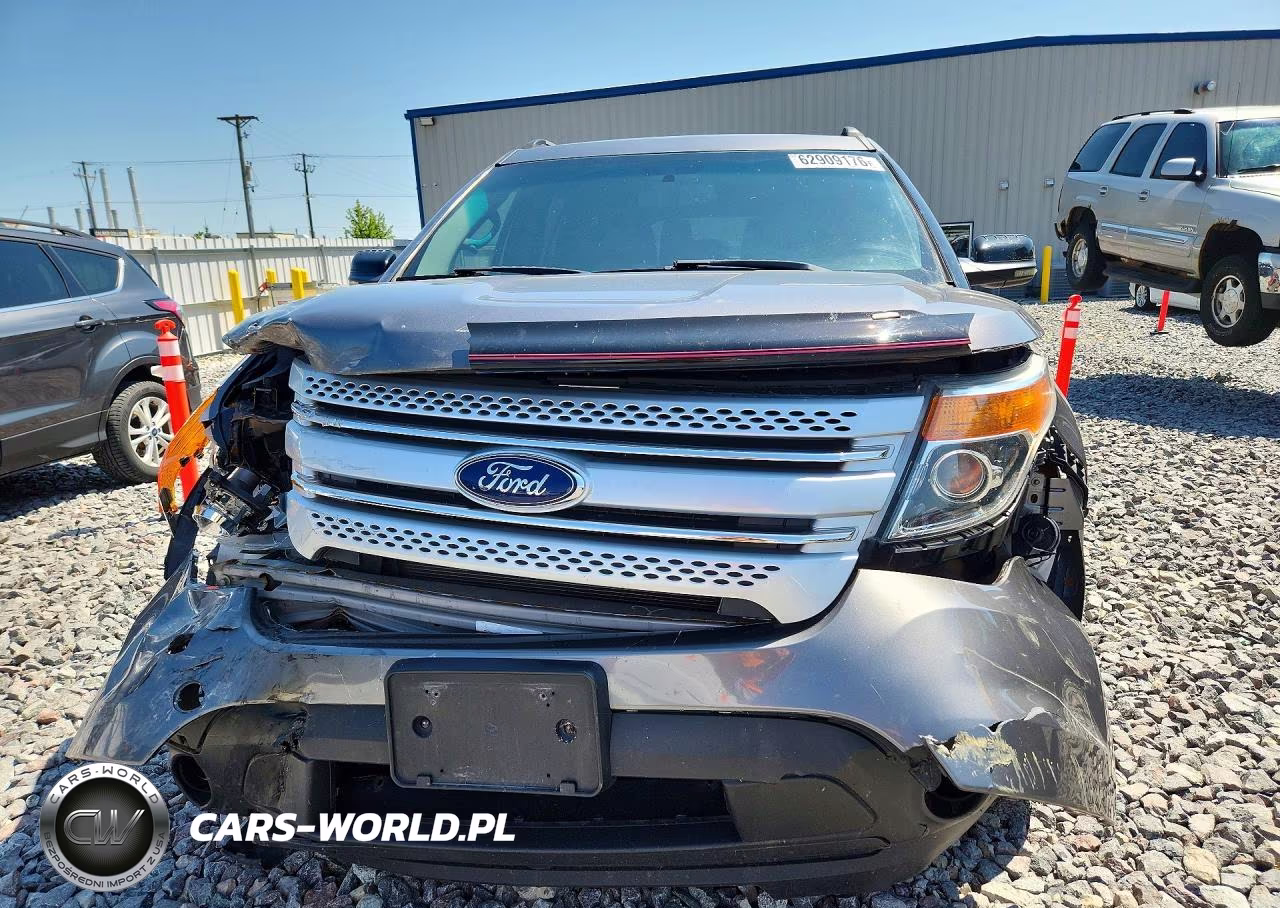 2012 Ford Explorer Xlt VIN:1FMHK8D87CGA40126 - 5