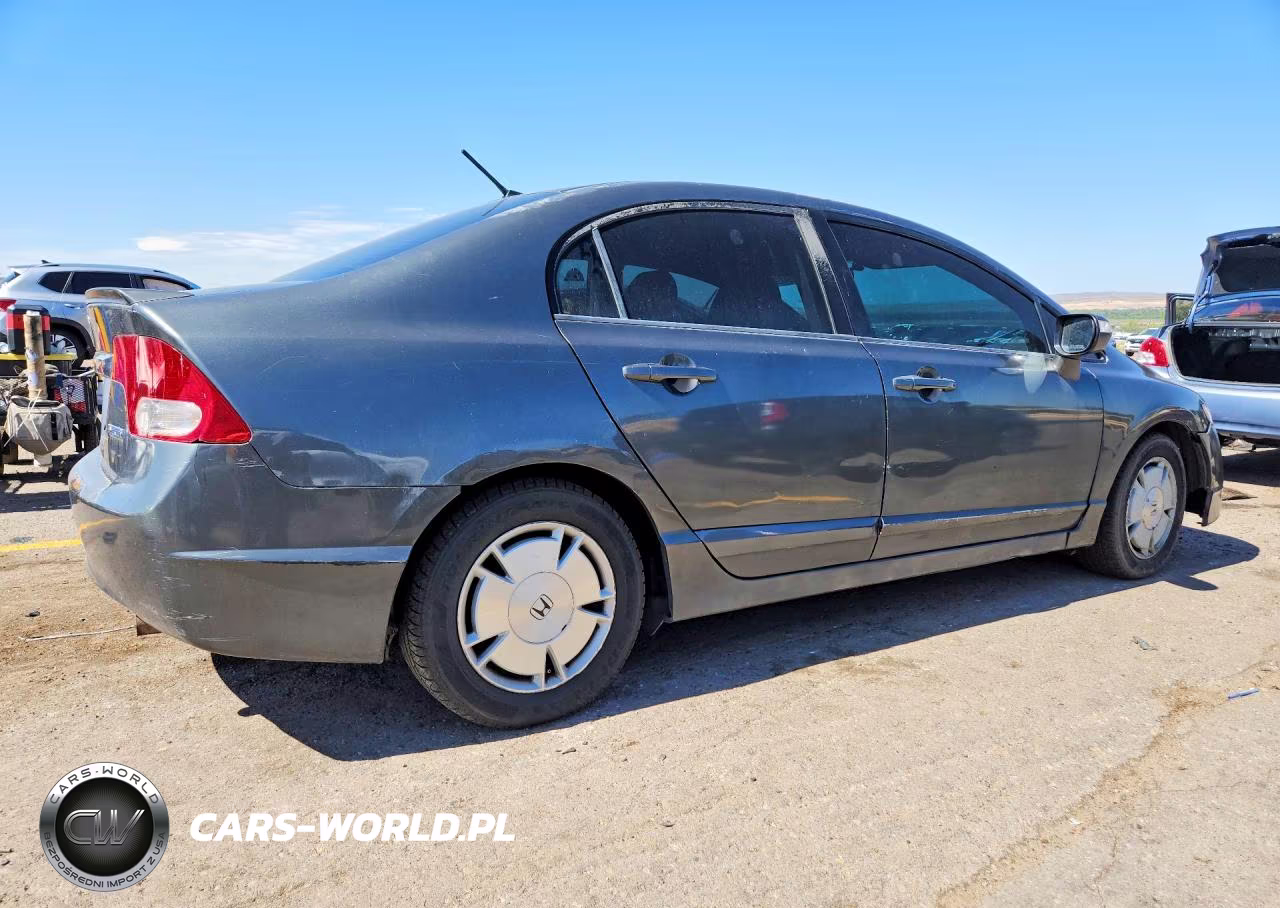 2010 Honda Civic Hybrid VIN:JHMFA3F26AS006911 - 3