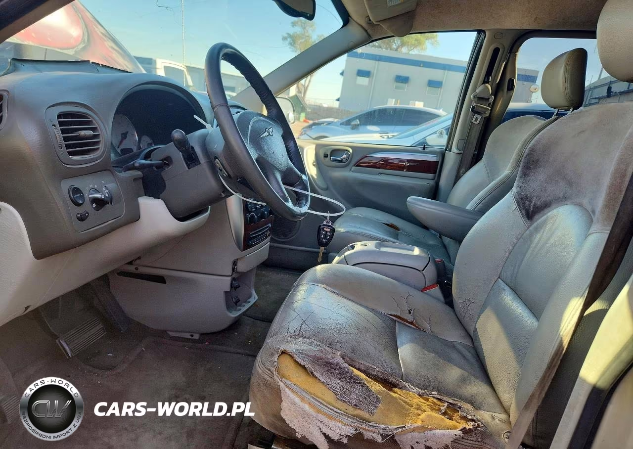 2005 Chrysler Town & Country Limited VIN:2C8GP64L75R240689 - 7