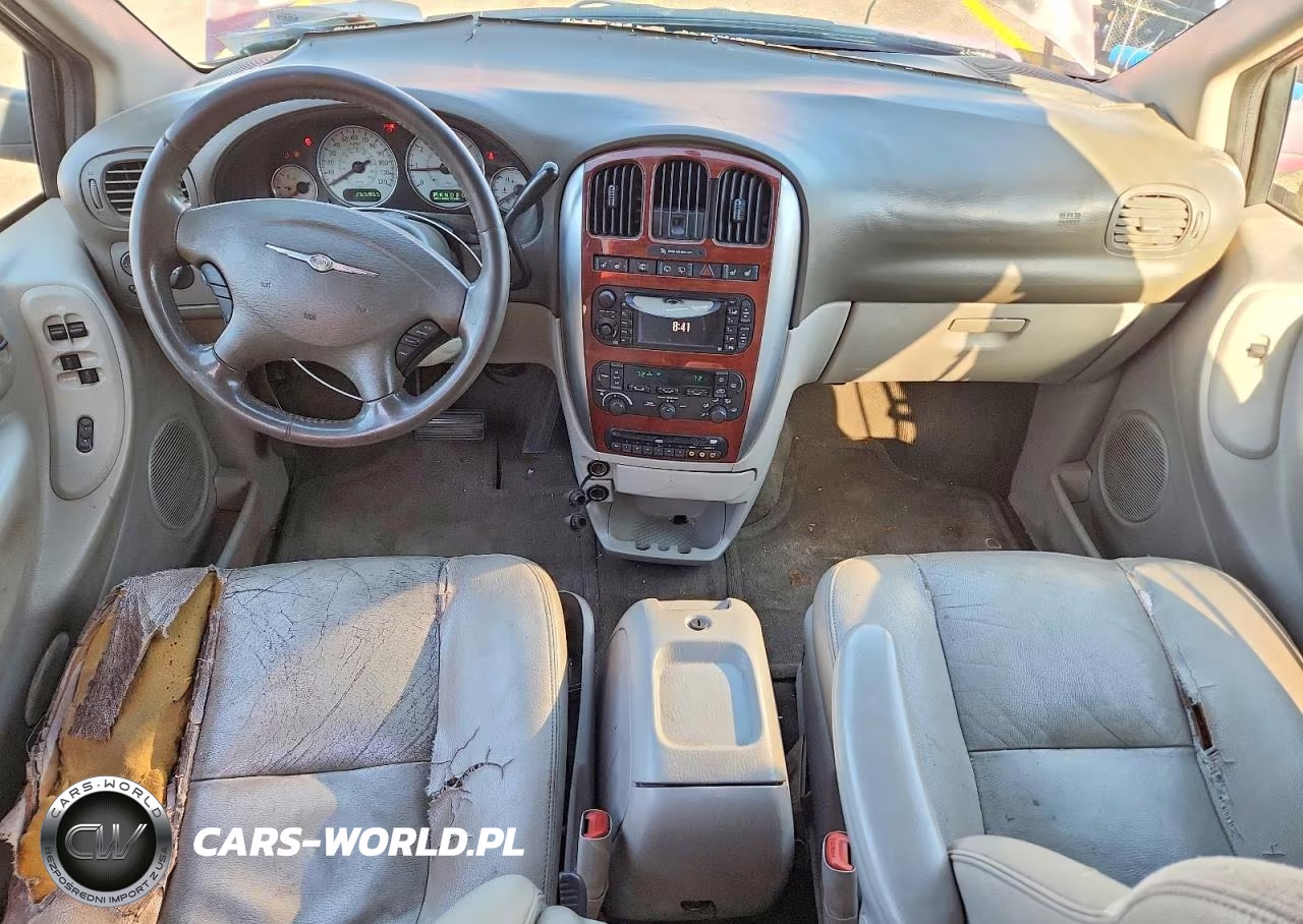 2005 Chrysler Town & Country Limited VIN:2C8GP64L75R240689 - 8