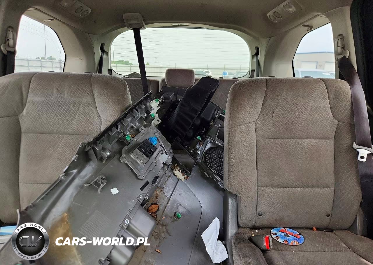 2016 Honda Odyssey Se VIN:5FNRL5H33GB069982 - 10