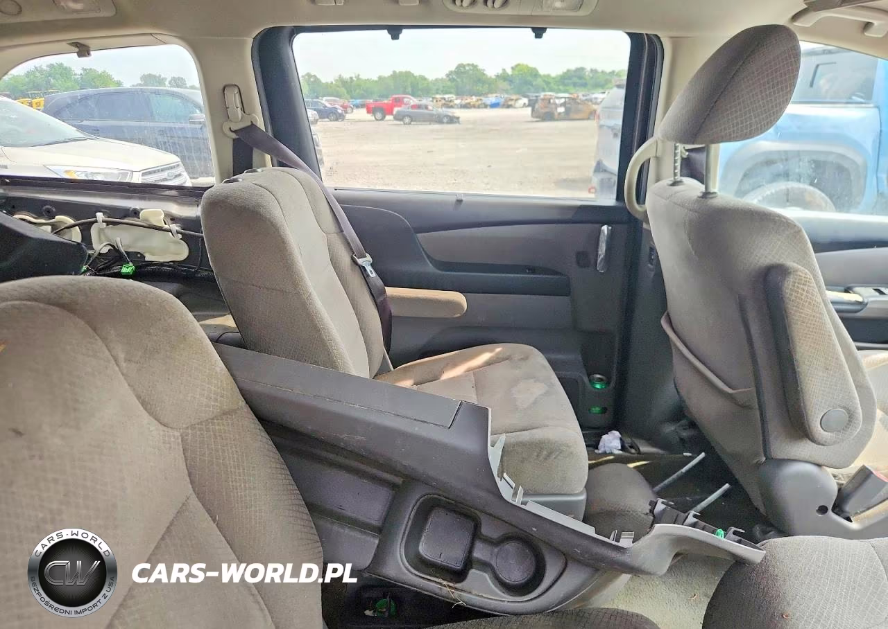 2016 Honda Odyssey Se VIN:5FNRL5H33GB069982 - 11