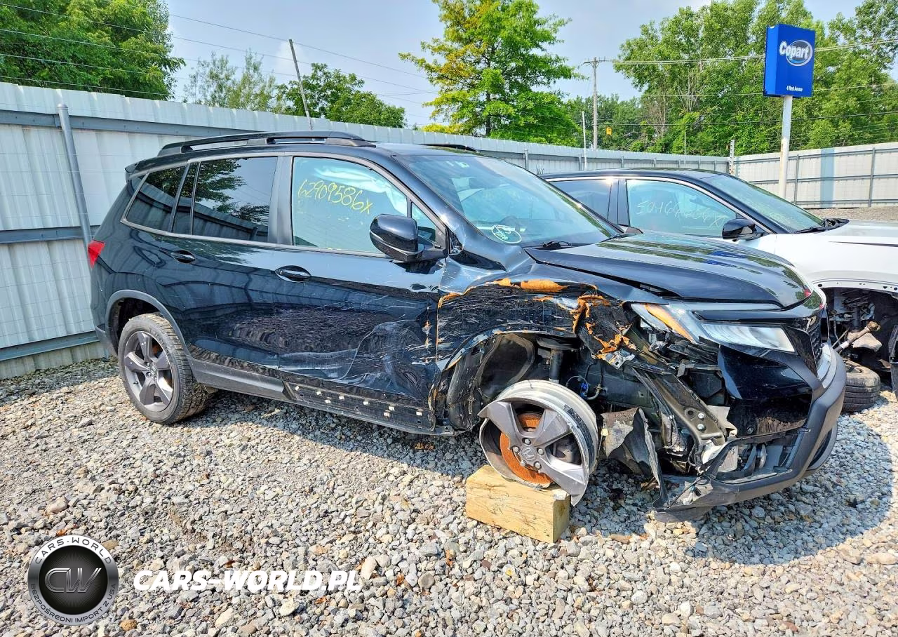 2019 Honda Passport Touring VIN:5FNYF8H9XKB010610 - 4