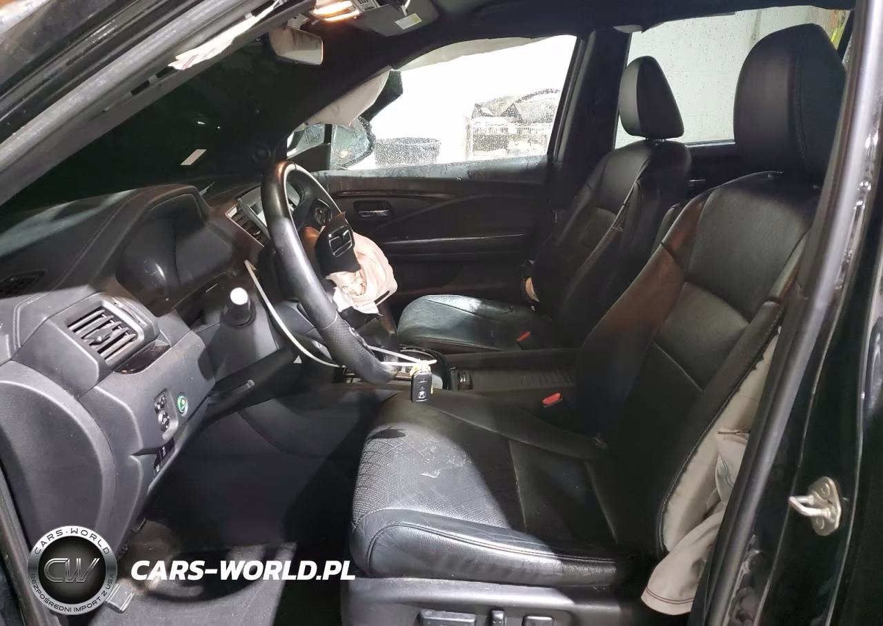 2019 Honda Passport Touring VIN:5FNYF8H9XKB010610 - 7