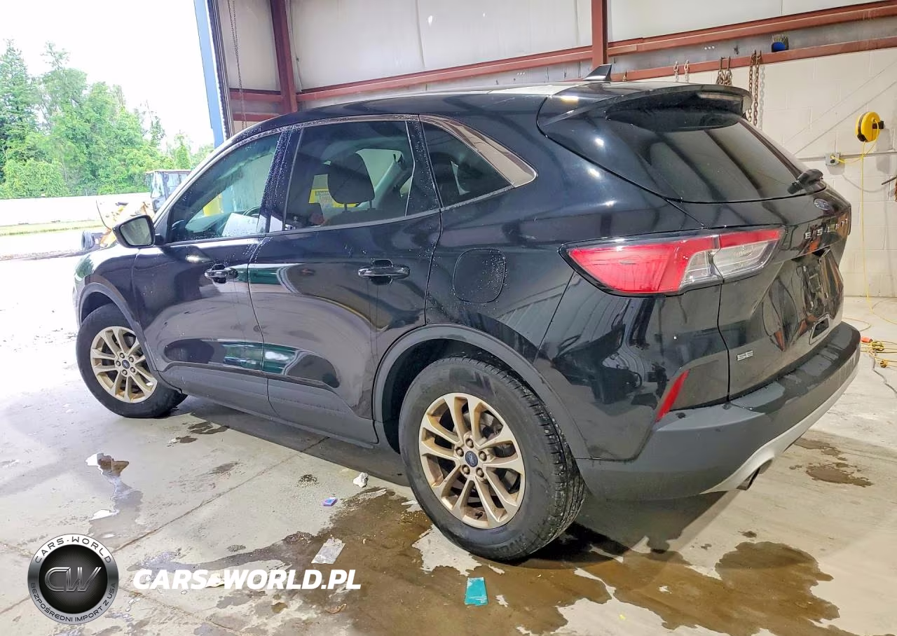 2021 Ford Escape Se VIN:1FMCU0G60MUA20920 - 2