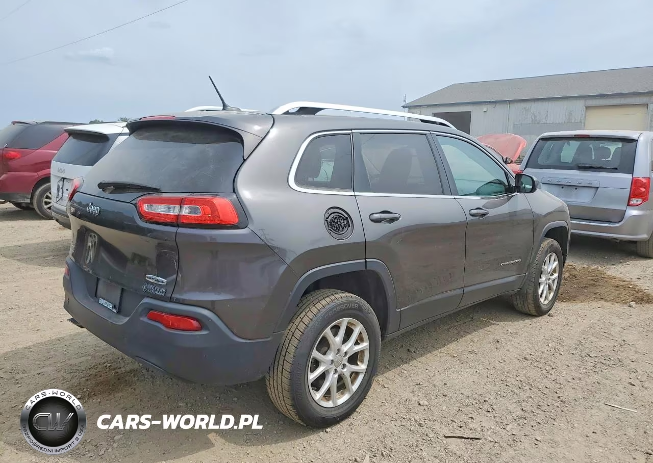 2014 Jeep Cherokee Latitude VIN:1C4PJMCB9EW253581 - 3