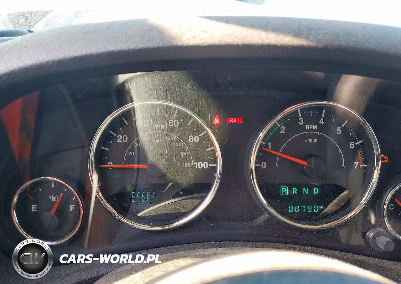 2015 Jeep Wrangler Unlimited Rubicon VIN:1C4BJWFGXFL752423 - 11