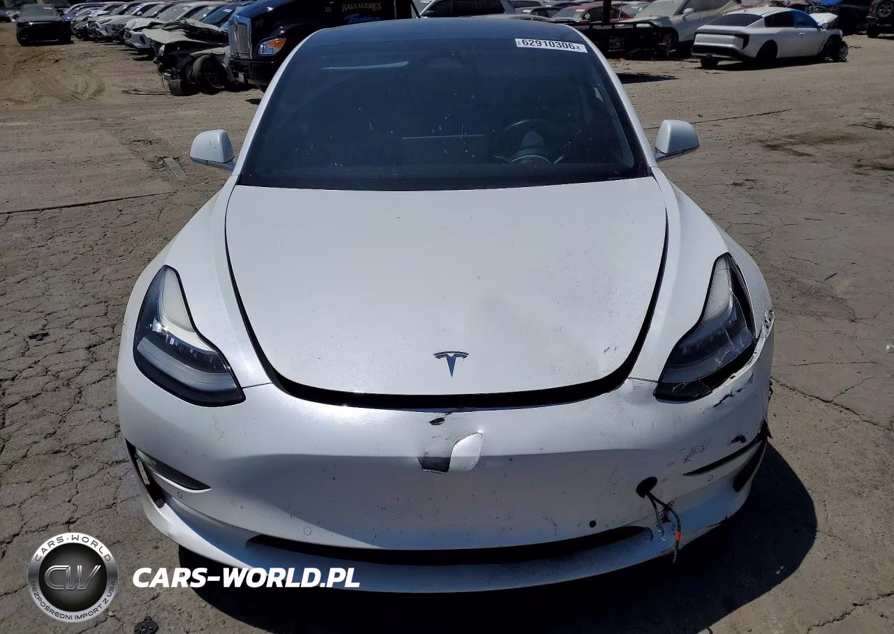 2019 Tesla Model 3 VIN:5YJ3E1EB7KF512678 - 5