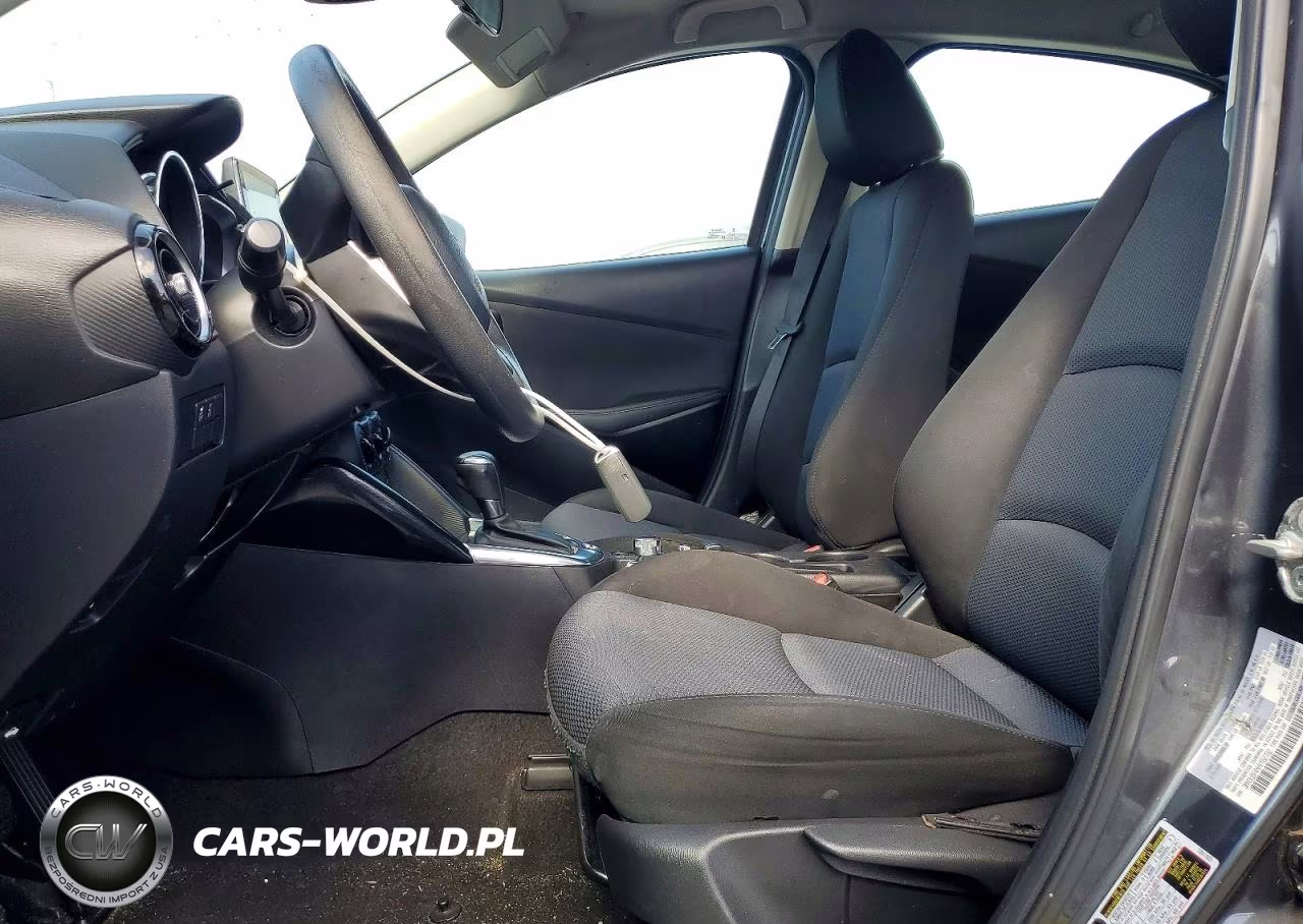 2017 Toyota Yaris Ia Base VIN:3MYDLBYVXHY152732 - 7