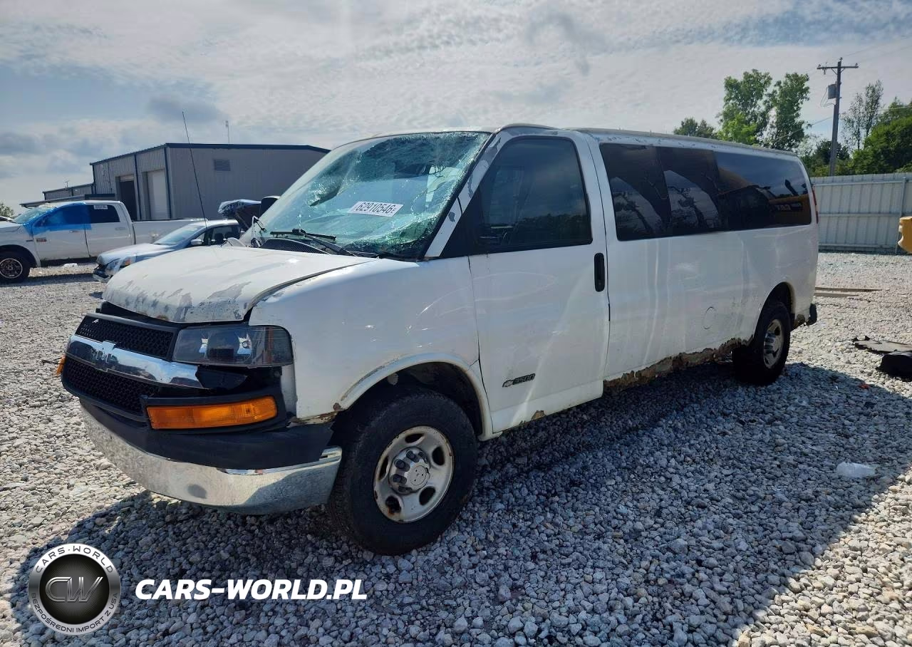 2005 Chevrolet Express G3500 VIN:1GAHG39U651102922 - 1