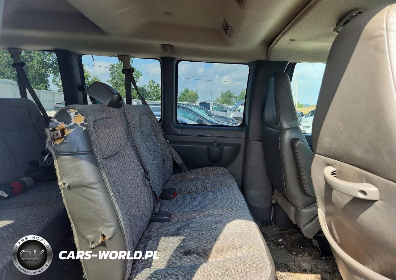 2005 Chevrolet Express G3500 VIN:1GAHG39U651102922 - 11
