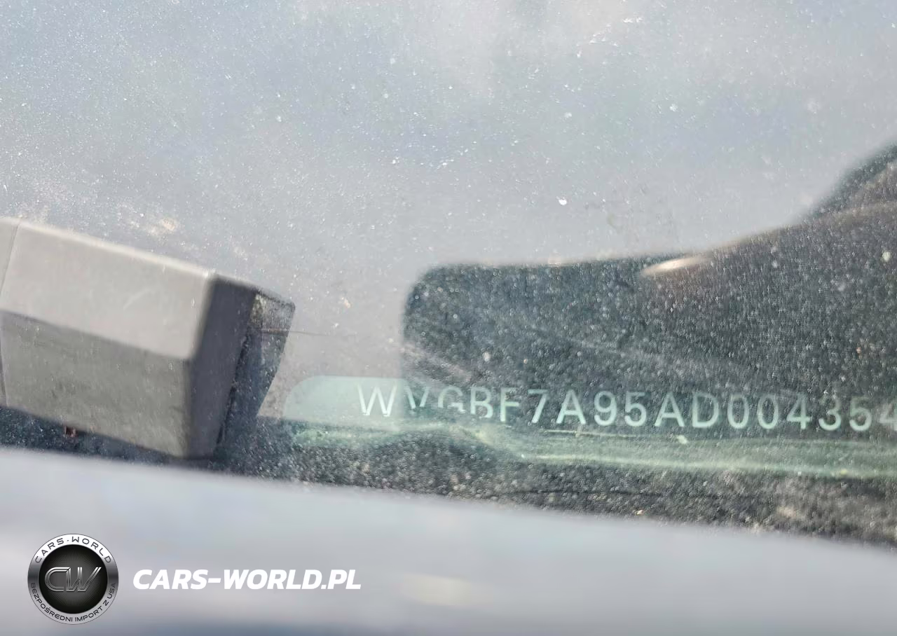 2010 Volkswagen Touareg V6 VIN:WVGBF7A95AD004354 - 12