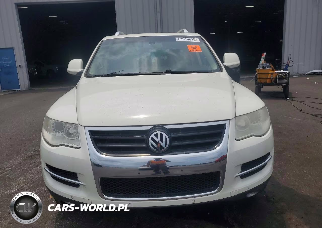 2010 Volkswagen Touareg V6 VIN:WVGBF7A95AD004354 - 5