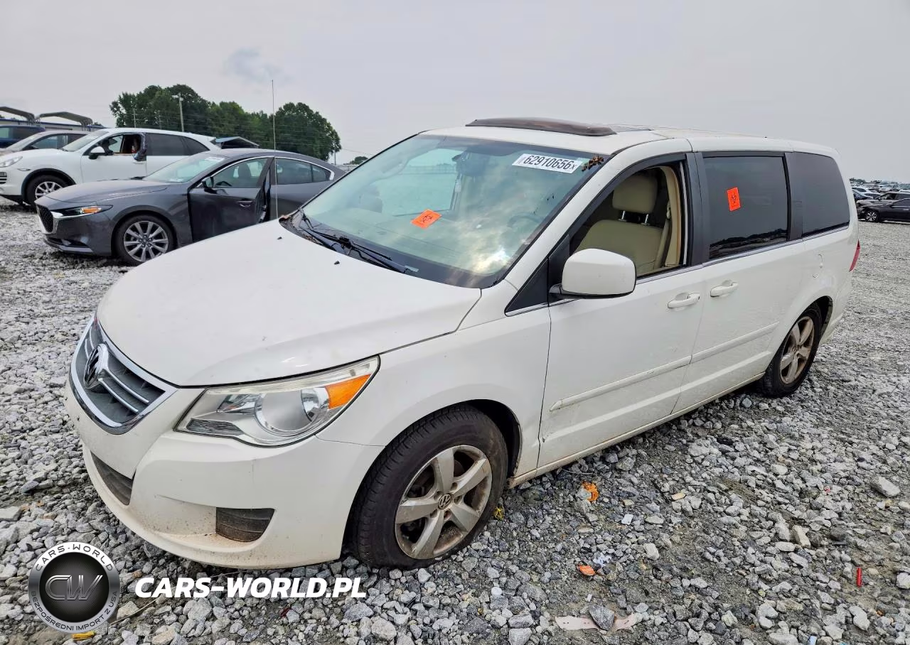 2010 Volkswagen Routan Sel – zdjęcie 1 z 13