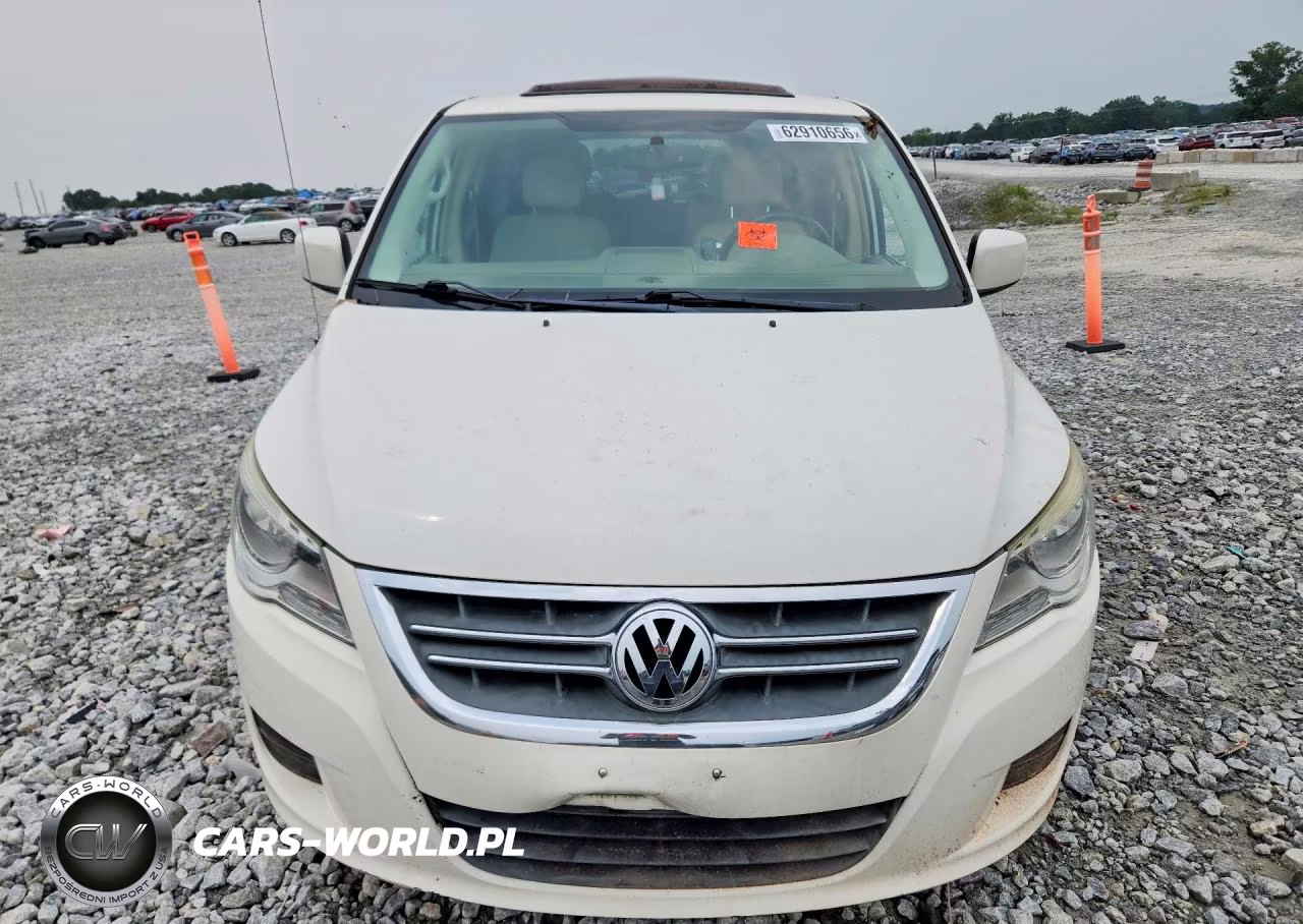 2010 Volkswagen Routan Sel VIN:2V4RW5DX3AR407480 - 5