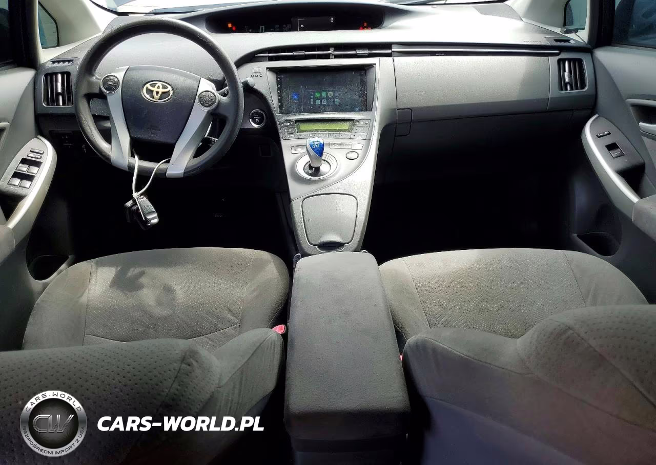 2011 Toyota Prius Two VIN:JTDKN3DU3B0267063 - 8