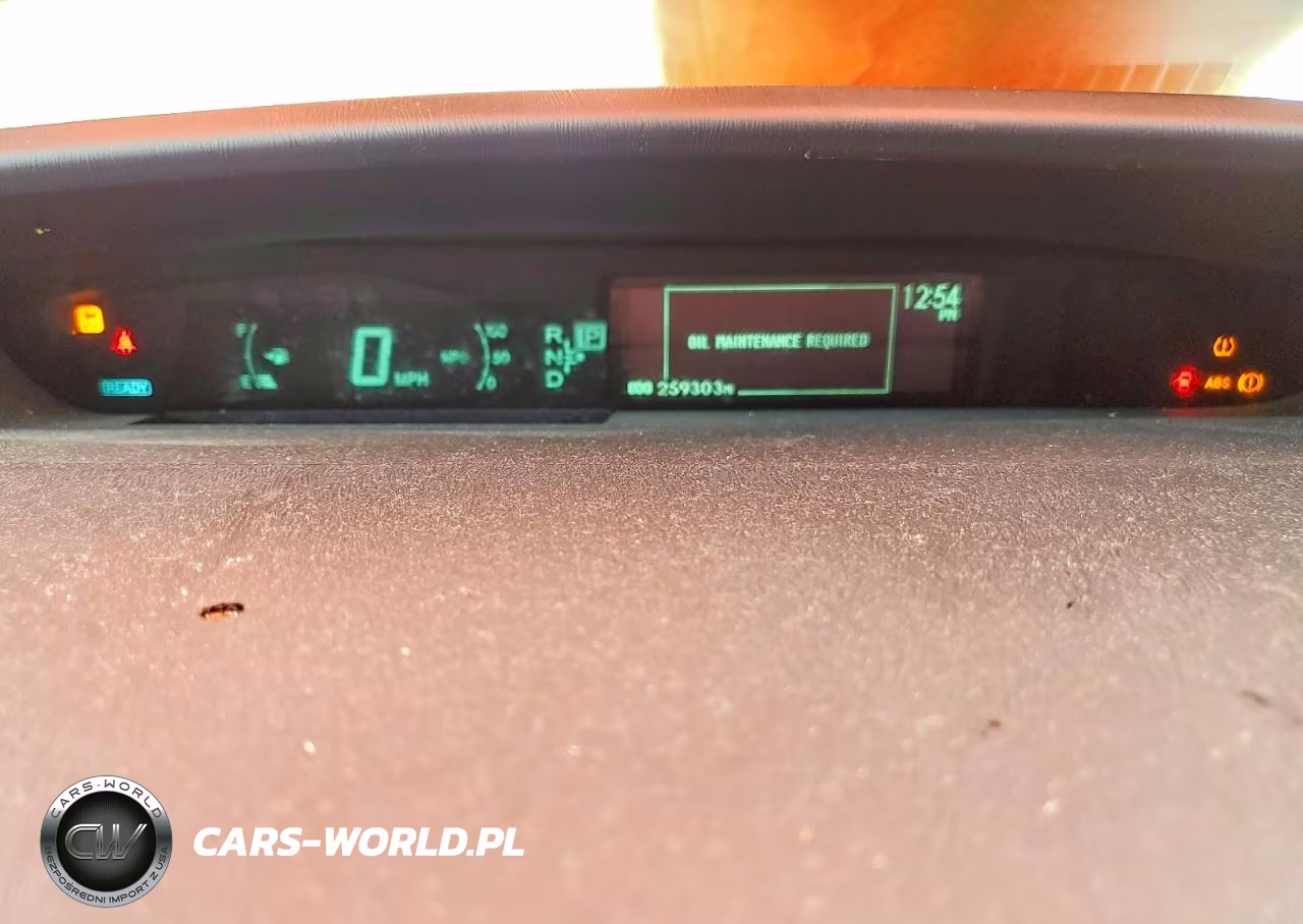 2011 Toyota Prius Two VIN:JTDKN3DU3B0267063 - 9