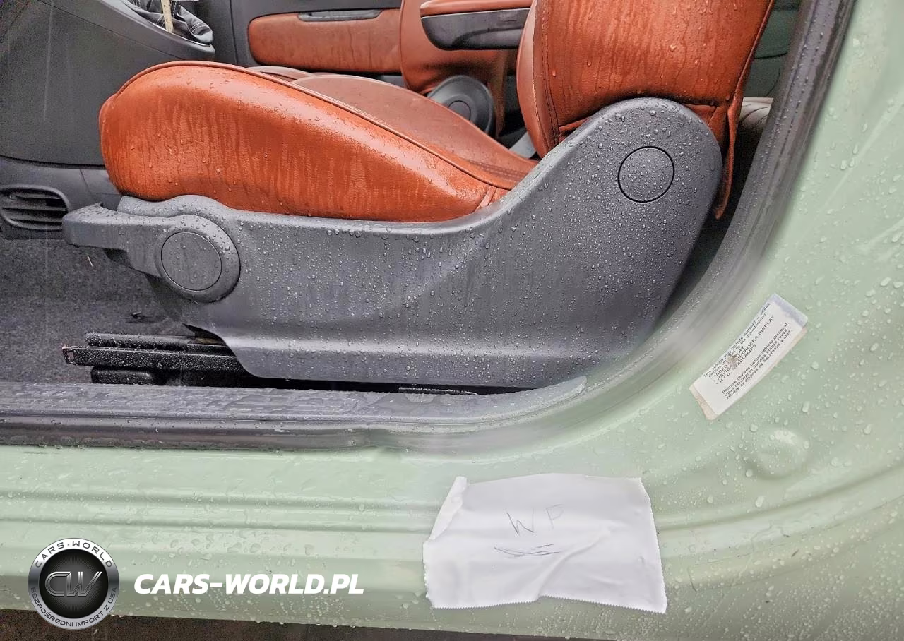 2013 Fiat 500 Lounge VIN:3C3CFFCR5DT522970 - 12