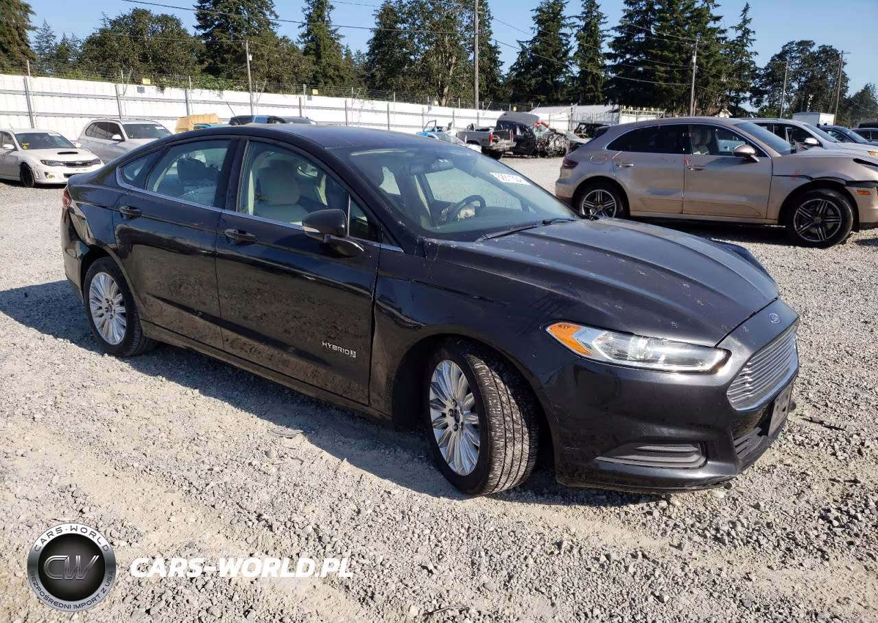 2014 Ford Fusion Se Hybrid VIN:3FA6P0LU9ER204717 - 4