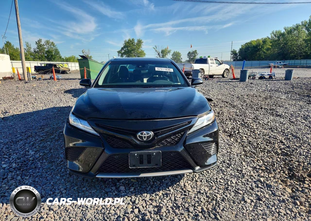 2018 Toyota Camry Xse VIN:4T1B61HK2JU118348 - 5