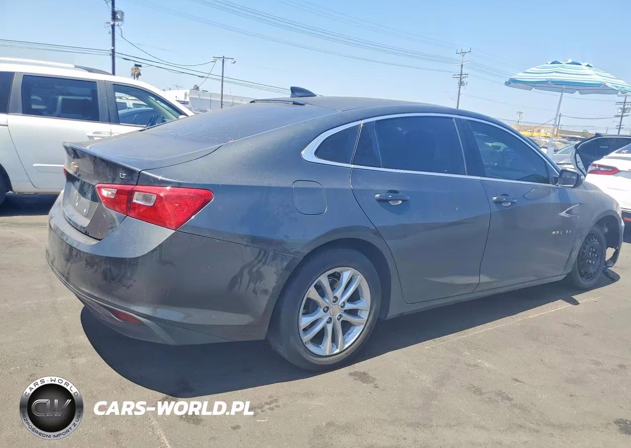 2018 Chevrolet Malibu Lt VIN:1G1ZD5ST9JF130740 - 3
