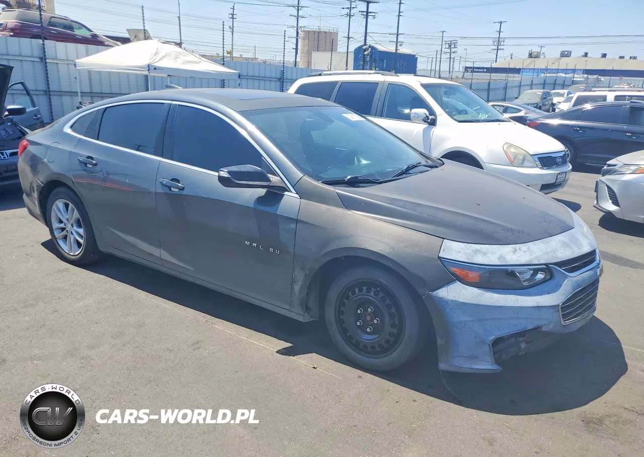 2018 Chevrolet Malibu Lt VIN:1G1ZD5ST9JF130740 - 4