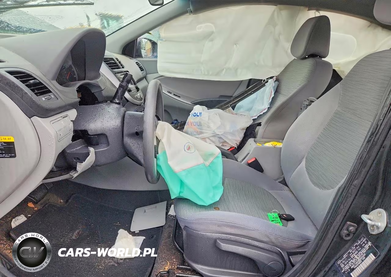 2017 Hyundai Accent Value Edition VIN:KMHCT4AE0HU355403 - 7