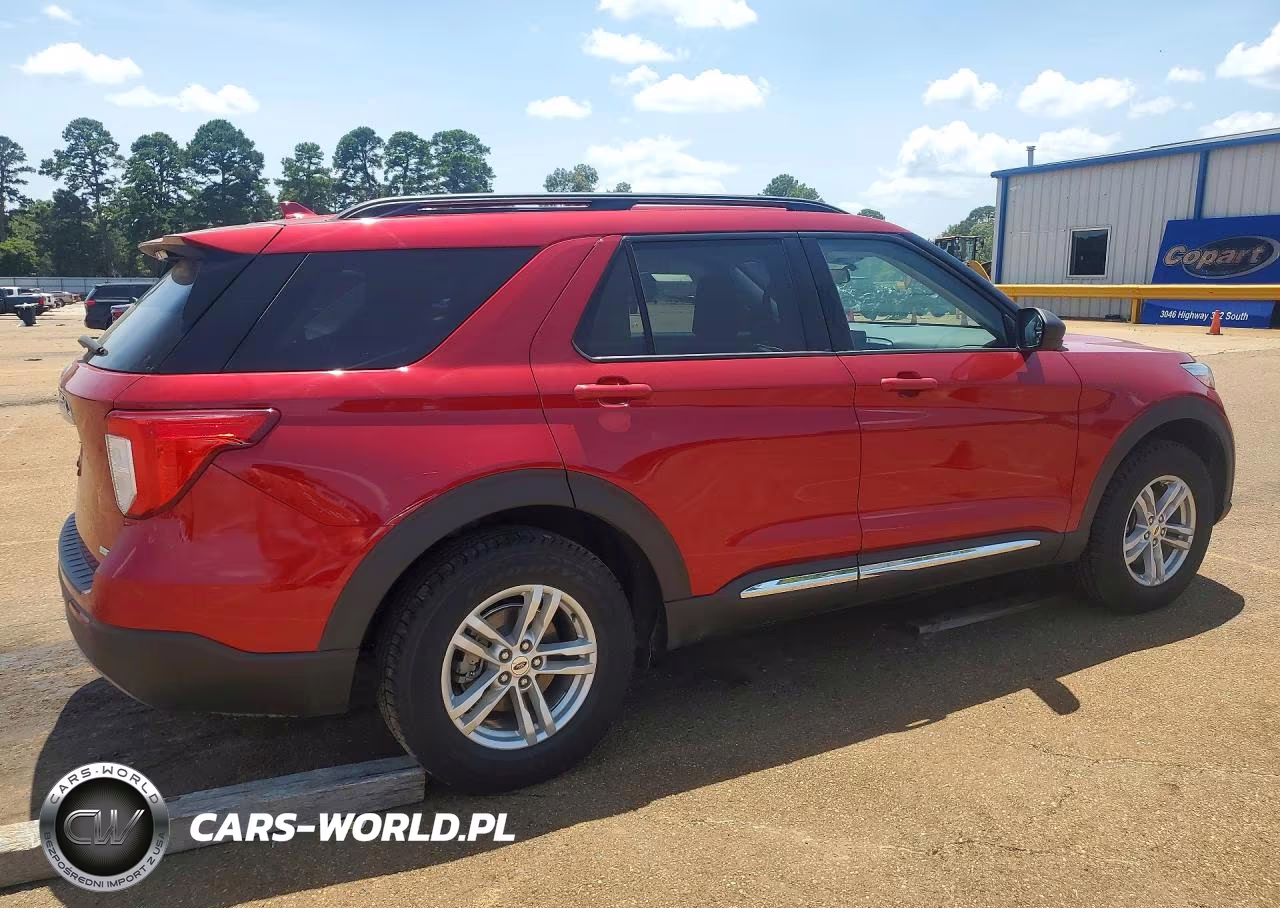 2020 Ford Explorer Xlt VIN:1FMSK8DH5LGA80582 - 3