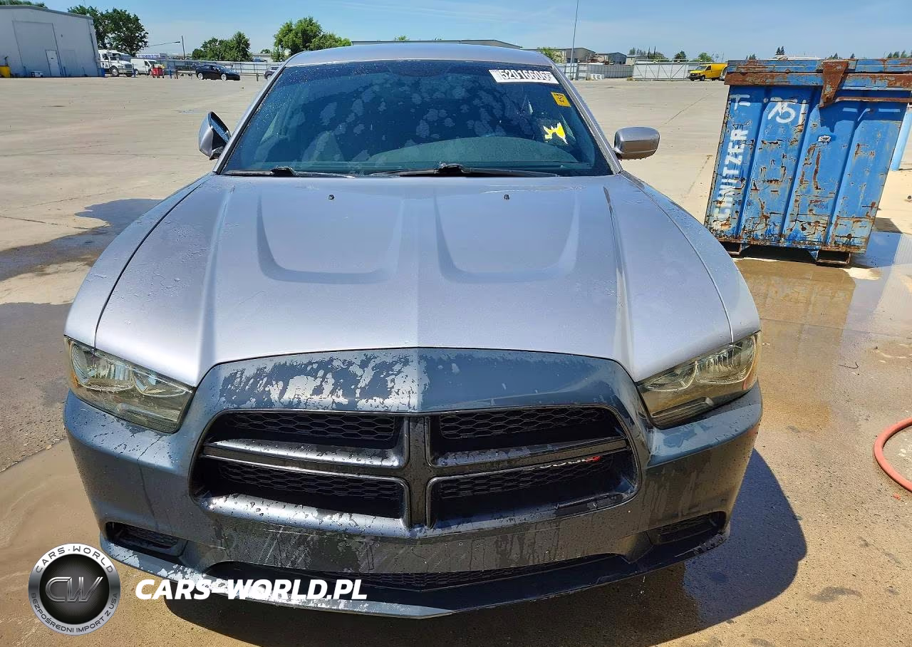 2013 Dodge Charger Se VIN:2C3CDXBGXDH637987 - 5
