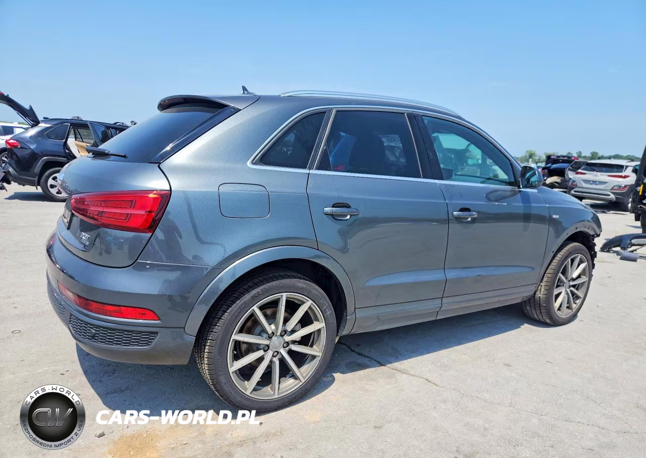 2018 Audi Q3 Premium Plus VIN:WA1JCCFS7JR019349 - 3