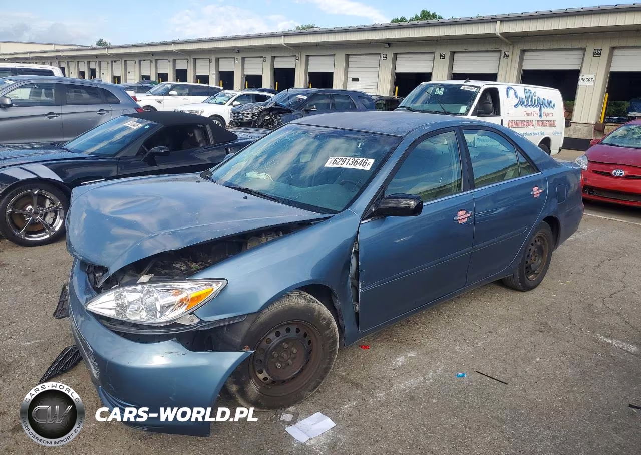 2003 Toyota Camry Le – zdjęcie 1 z 13