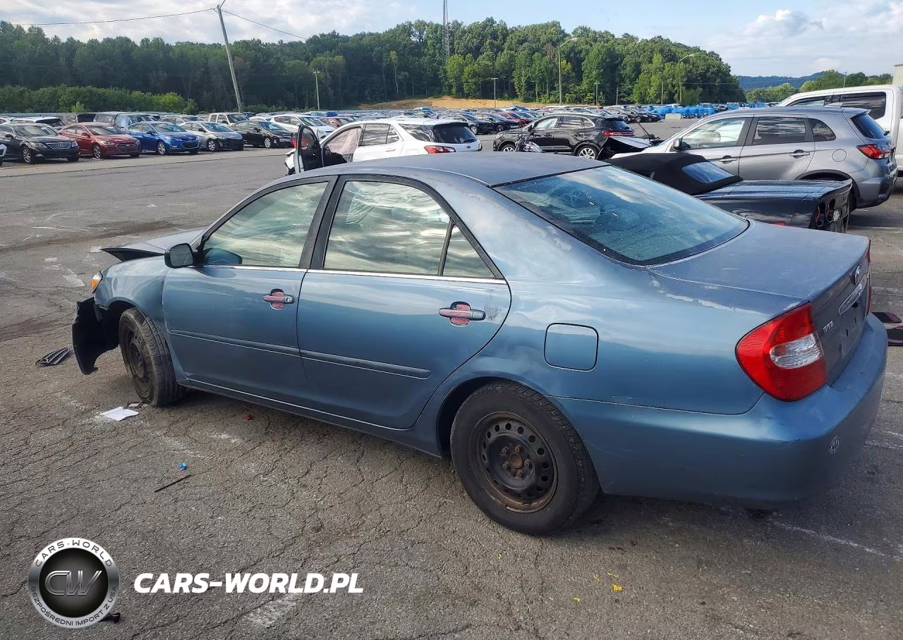 2003 Toyota Camry Le VIN:4T1BE32KX3U749603 - 2