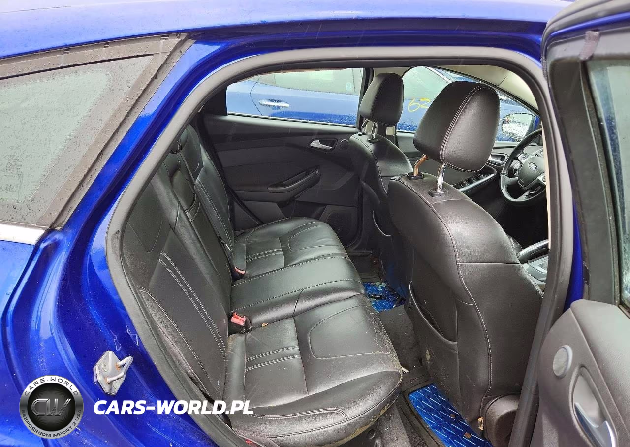 2012 Ford Focus Titanium VIN:1FAHP3N29CL237234 - 10