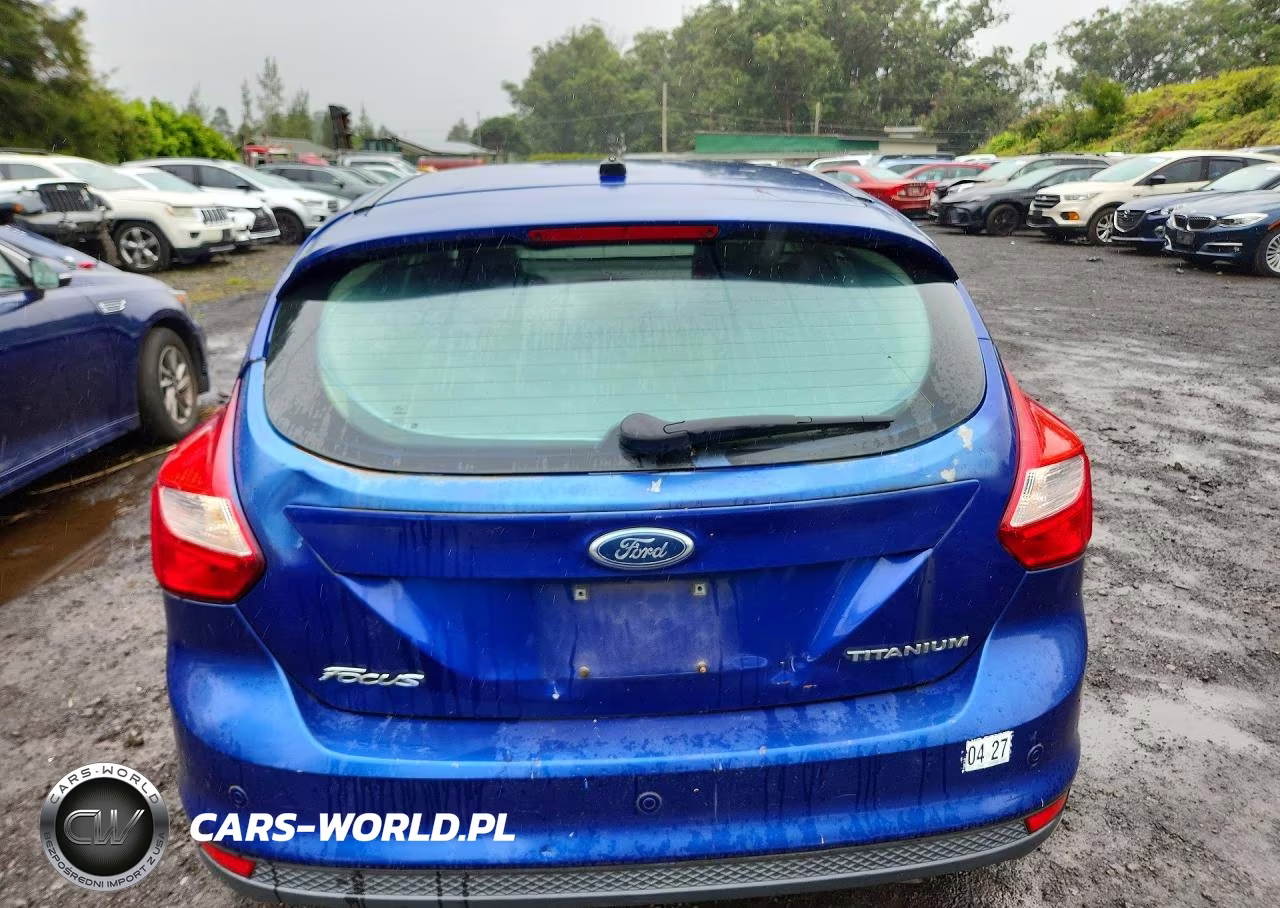 2012 Ford Focus Titanium VIN:1FAHP3N29CL237234 - 6