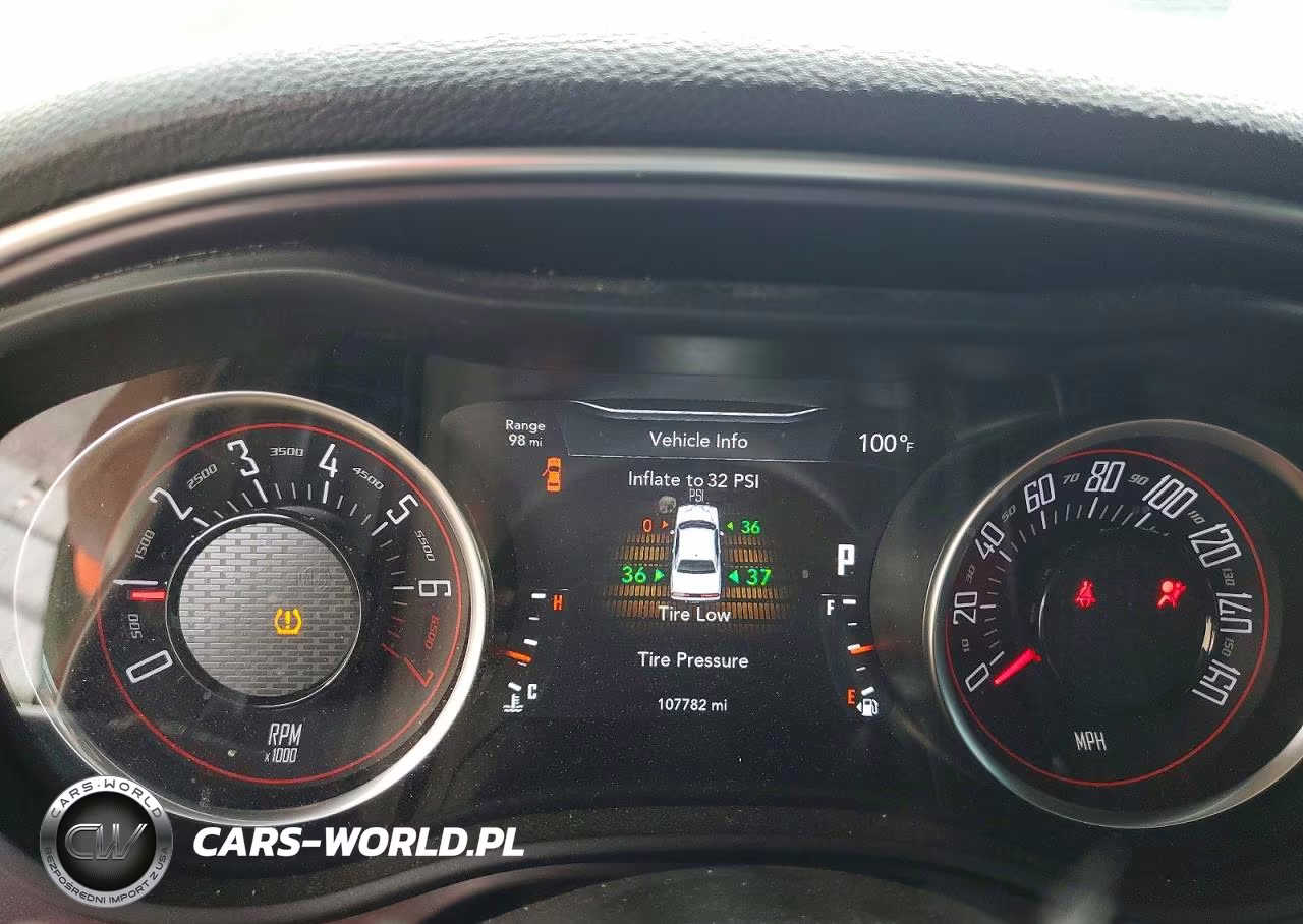 2018 Dodge Challenger Sxt VIN:2C3CDZAG3JH162143 - 9