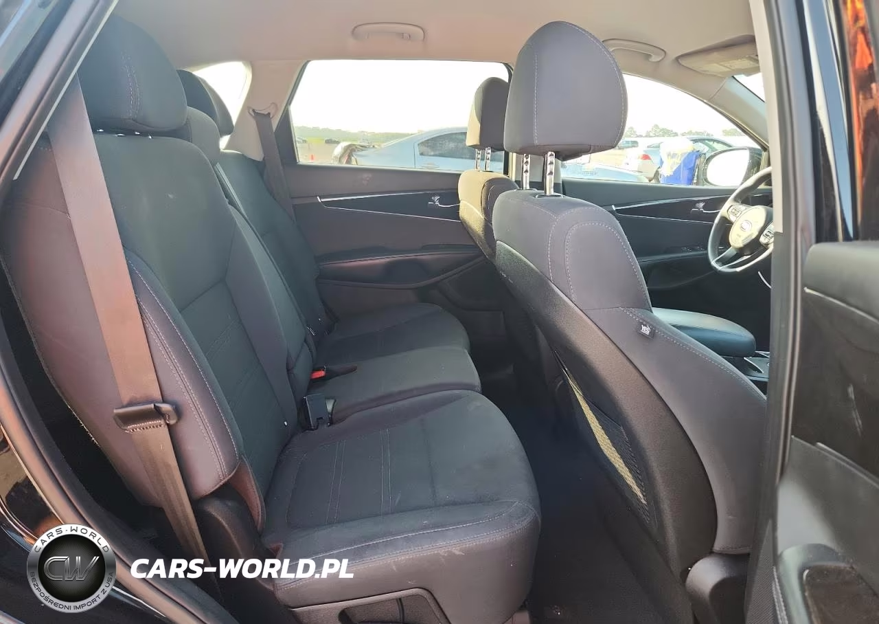 2018 Kia Sorento Lx V6 VIN:5XYPG4A58JG355229 - 11
