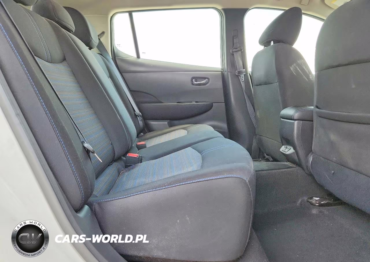 2020 Nissan Leaf Sv VIN:1N4AZ1CP1LC301815 - 11