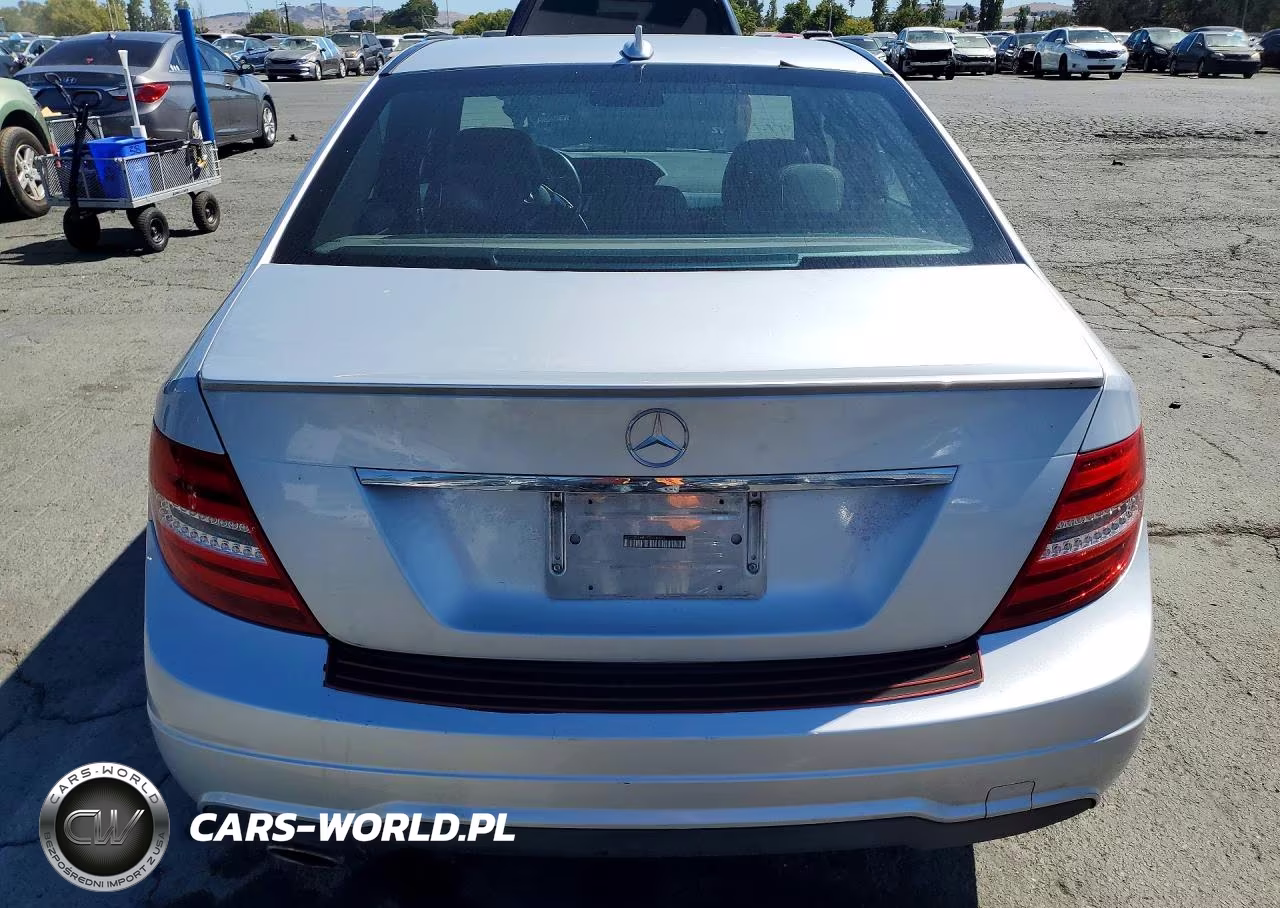 2014 Mercedes-Benz C 250 VIN:WDDGF4HB2ER306863 - 6