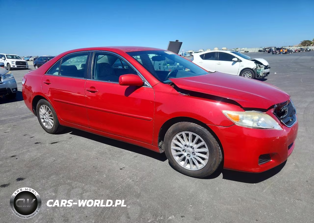 2010 Toyota Camry Le VIN:4T1BF3EK7AU050435 - 4